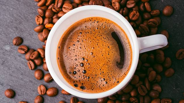 Je káva zdravá? Jak tělu prospívá?
