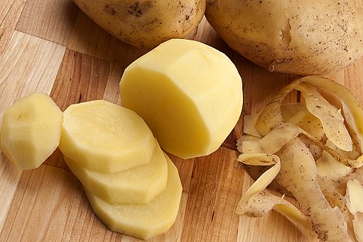 brambory nakrájíme na kolečka