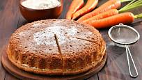 Mrkev dodá těstu šťavnatost, mrkvový koláč proto překvapí lahodnou chutí i ty, kdo zelenině neholdují