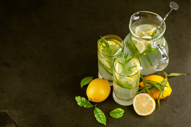 Estragonová limonáda je příjemným osvěžením v letních vedrech. 