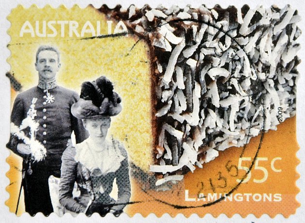 Lord Lamington a stejnojmenný australský dezert na poštovní známce z roku 2009.