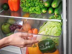 Která zelenina nepatří do lednice?