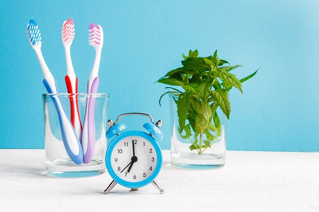K čištění zubů použijte domácí zubní pastu