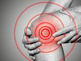 Akutní bolest v kolenním kloubu je velmi nepříjemná.