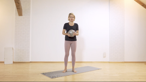 Pilates dělá krásná těla: zacvičte si s Helenou Čechurovou cviky pro pokročilé
