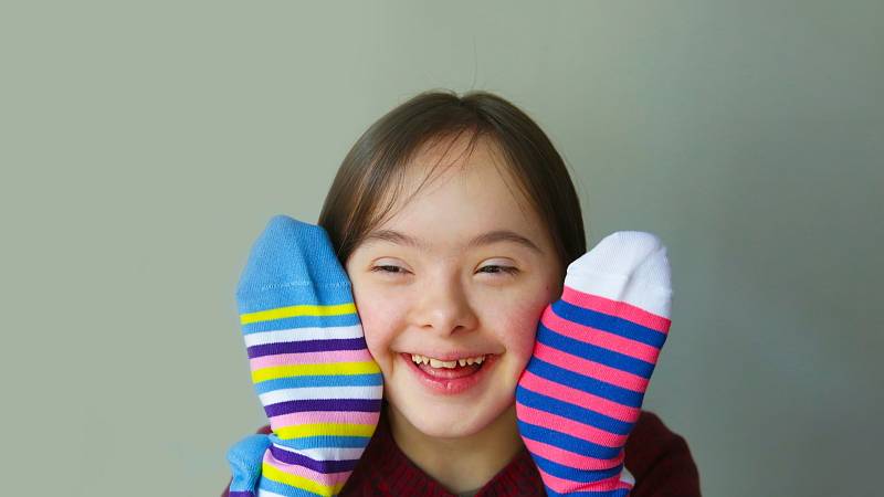 Downův syndrom je nejčastější chromozomální porucha. Dá se odhalit testováním