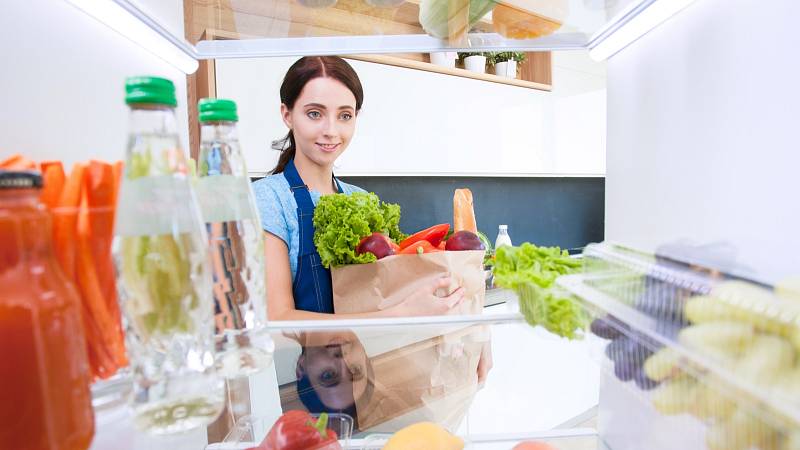 Pozor na skladování zeleniny v lednici. Paprika ani okurky tam nepatří