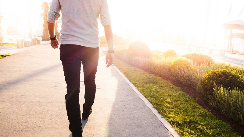 Zhubnout můžete i díky obyčejné chůzi. Spalujte kalorie na procházce