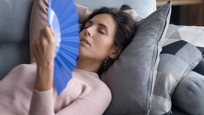 Neplodná před čtyřicítkou aneb Odhalte příznaky předčasné menopauzy
