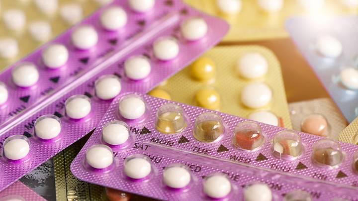 Brzdí hormonální antikoncepce vaši snahu o hubnutí?