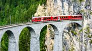Koleje ve švýcarském Graubündenu vedou do železničního nebe