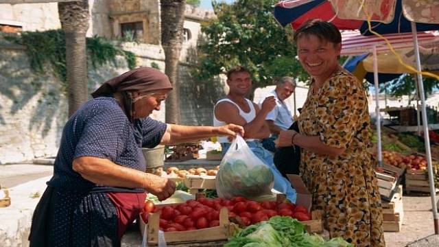 V Chorvatsku nakoupíte většinu potravin i na venkovních tržištích