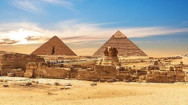 Pyramidy v Gíze patří dodnes k nejzáhadnějším stavbám