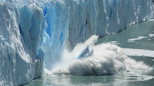Tání ledovců lze pozorovat ve všech částech světa
