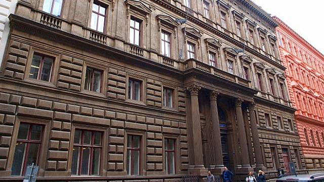 Schebkův palác, někdejší podnikatelské sídlo, nyní Národohospodářský ústav Akademie věd ČR