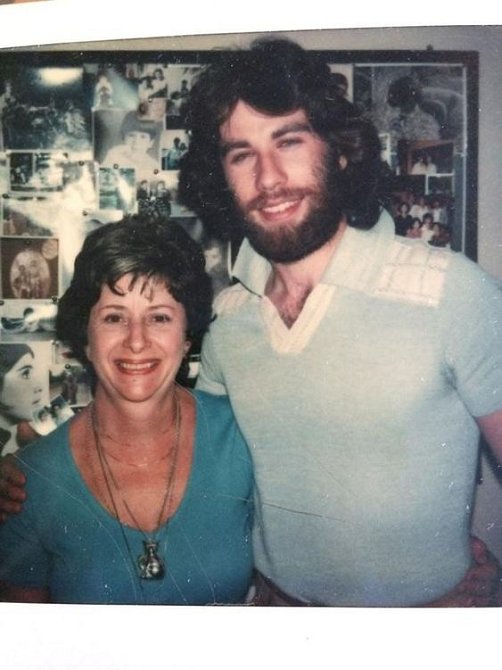 John Travolta se svou matkou
