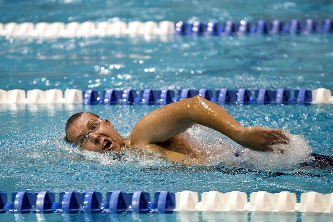 Plavání je pro spoustu lidí náročnější na dechovou aktivitu
