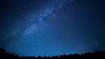 Nebe plné hvězd ovlivňuje lidské životy.