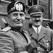 Italský diktátor Mussolini žil v bigamii.