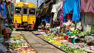 80 km jihozápadně od centra Bankoku se nachází trh Maeklong