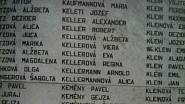 pamětní deska v síni židovského hřbitova v Žilině se jmény občanů, kteří nepřežili holocaust