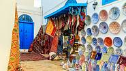 Tuniské pestrobarevné trhy a bazary, smlouvání je zde téměř národním sportem