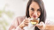 Zelený čaj přispívá hubnutí, pokud ale nebudete jíst zdravě, nepomůže
