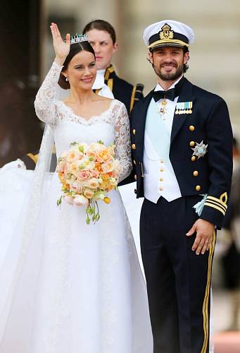 Švédský král Karel Filip se oženil se servírkou.