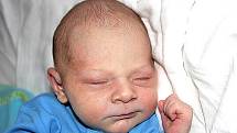 Mamince Markétě Englické z Meziboří se 8. prosince ve 22.30 hodin narodil syn Petr Englický. Měřil 51 centimetrů a vážil 3,37 kilogramu.