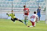 Souboj reprezentací U18 Makedonie a Maďarska na Fotbalovém stadionu Josefa Masopusta v Mostě.