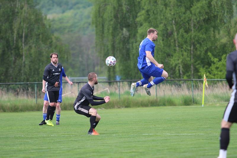 Zápas Horního Jiřetína s Modrou, který domácí vyhráli 1:0.