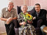 Marie Svatošová oslavila své již 102. narozeniny. Většinu života prožila v rodném Mostě.