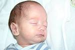 Mamince Ivě Riantové se 31. prosince v 17.03 hodin narodil syn Adam Zvolánek. Měřil 37 cm a vážil 1,19 kilogramu.