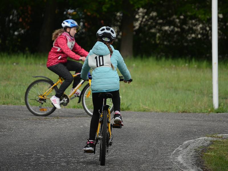 Okresní cyklistická soutěž na dopravním hřišti v Mostě