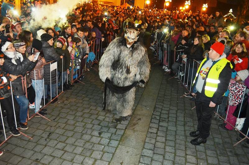 Krampus v Mostě.