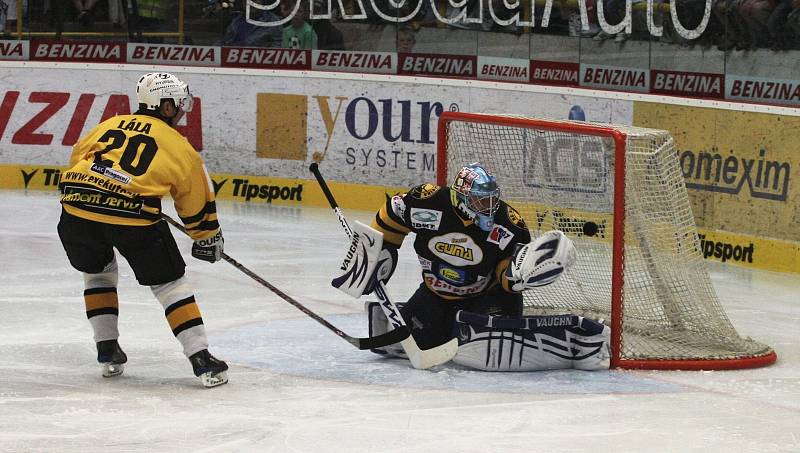 Hokejová exhibice, utkání Šlégr vs. Reichel, červenec 2010