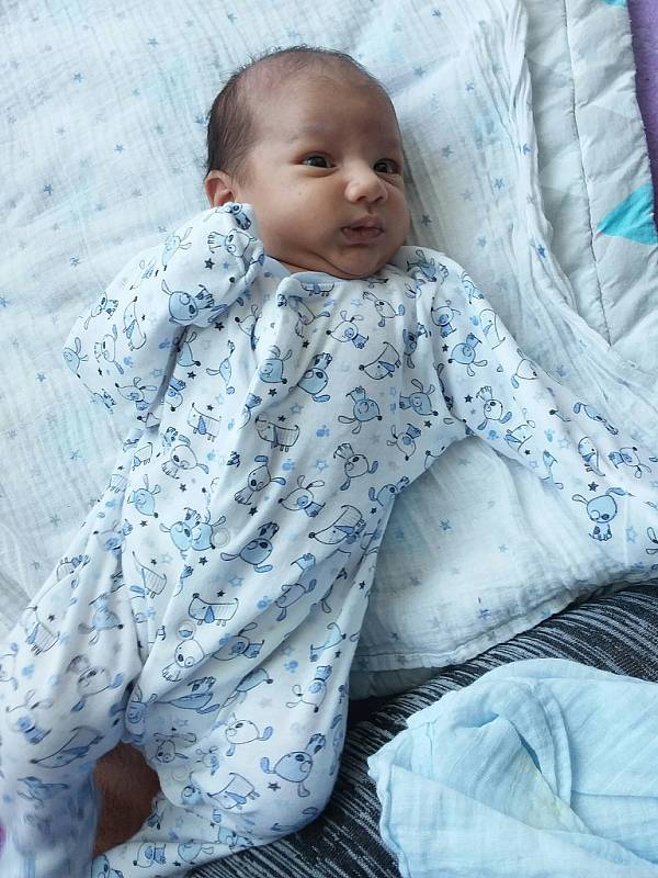 Damián Bažo se narodil 4. června 2017 ve 12.05 hodin mamince Selině Bukové. Vážil 3,27 kilogramu.