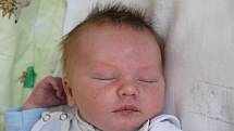  Mamince Martině Honové z Mostu se 11. března ve 2.55 hodin narodil syn Dominik Hon. Měřil 51 centimetrů a vážil 3,6 kilogramu.
