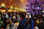 Rozsvícení vánočního stromu v Mostě o adventu v roce 2022. 