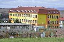 Škola v Braňanech u Mostu
