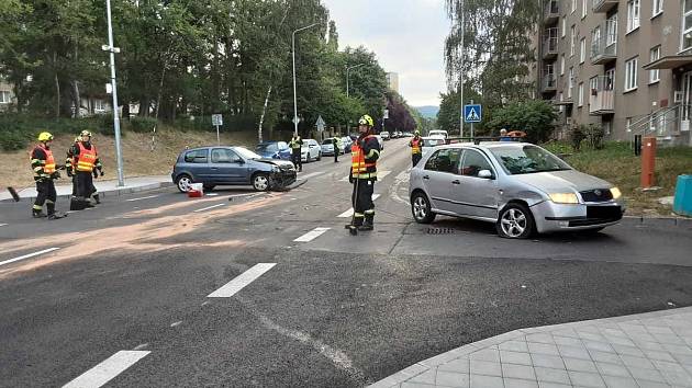 Nehoda v Podkrušnohorské ulici v Horním Litvínově