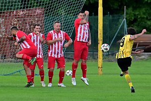 Víkendové derby Litvínov - Meziboří, které domácí rozhodli v penaltách pro sebe 2:1.