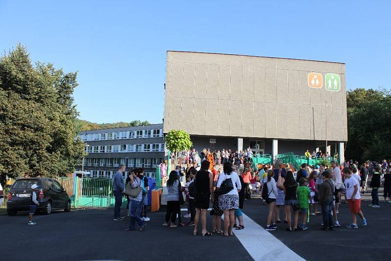 Zahájení školního roku na Mostecku, ZŠ Ruská Litvínov.