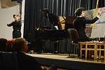 Koncertem špičkového houslisty Milana Al-Ashhaba se obnovily Mostecké hudební pondělky