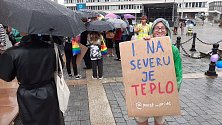 Průvod na podporu práv sexuálních menšin zahájil v sobotu 20. srpna v centru Mostu první festival Most Pride zaměřený mna LGBT+ komunitu.