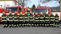 Setkání hasičů v Brandově s předáním nových zásahových obleků místní jednotce
