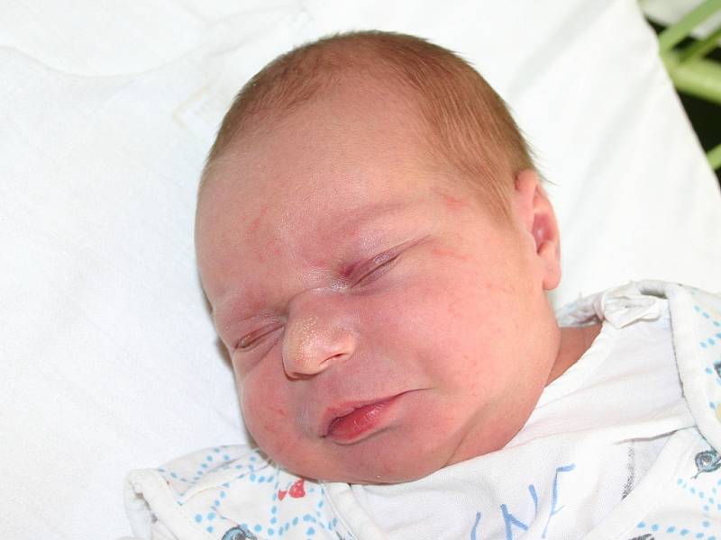 Mamince Pavlíně Hoškové z Horního Jiřetína  se 13. května v 1:45 hodin narodila dcera Jana Podhráská. Vážila 3,85 kilogramu a měřila 52 centimetrů.