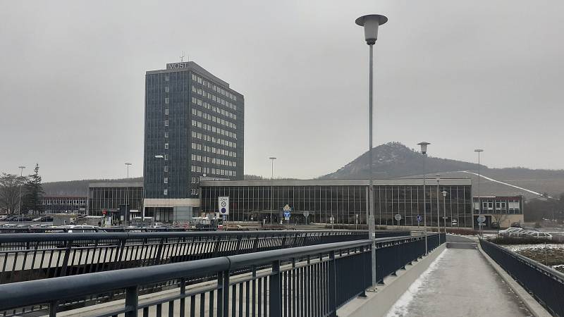 Vlakové nádraží v Mostě v úterý 11. ledna 2022.