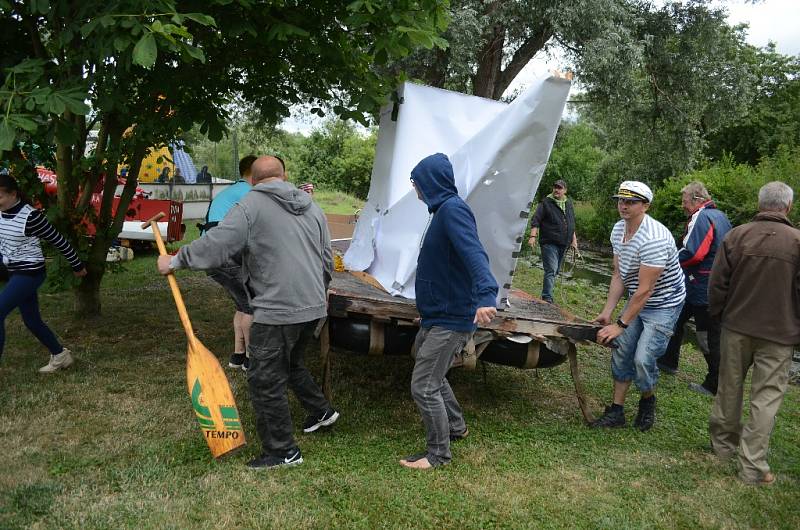 Neckyáda v Želenicích.