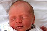 Mamince Evě Svobodové z Mostu se 17. května v 3.05 hodin narodil syn Lukáš Svoboda. Měřil 49 cm a vážil 3,11 kg.